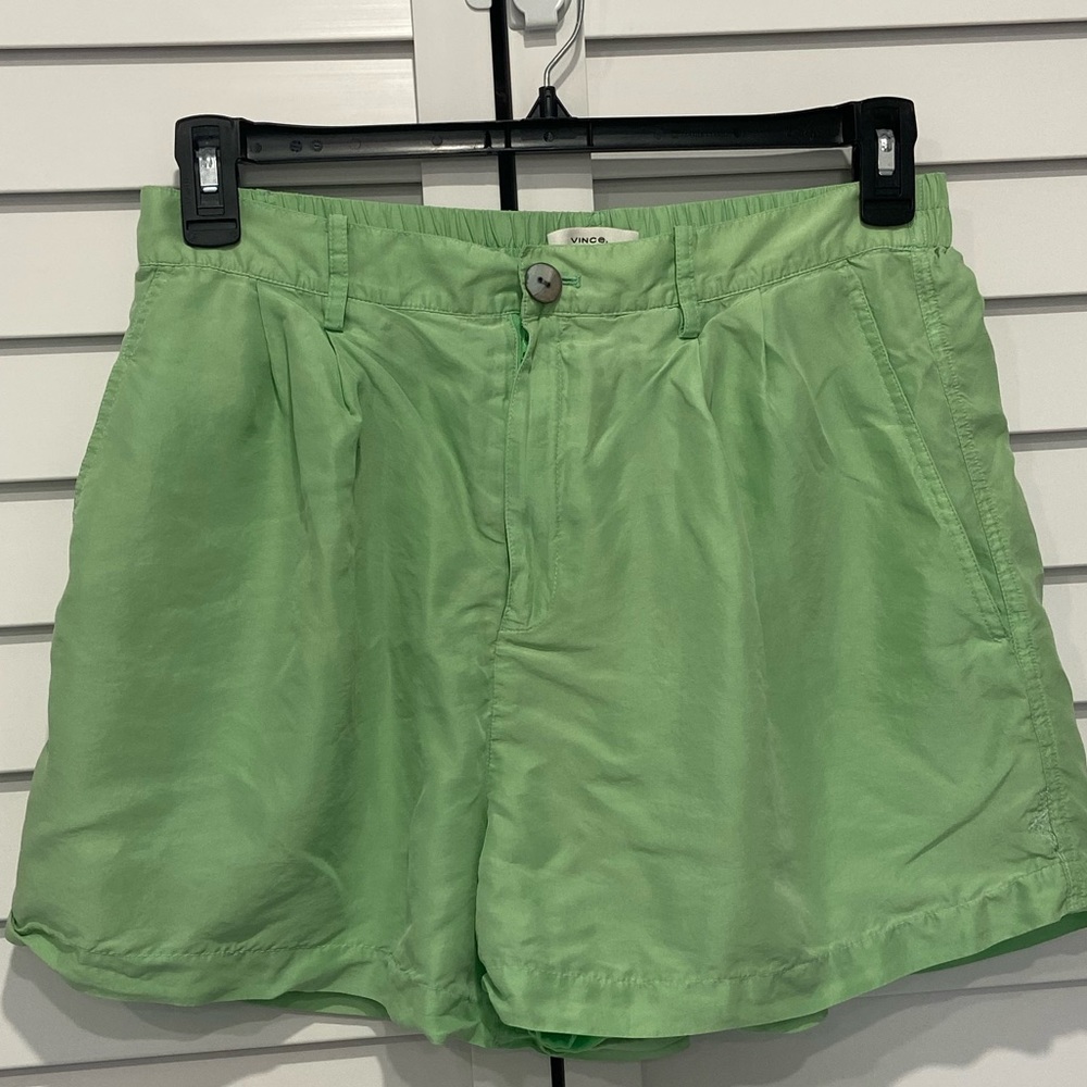 Vince Green Silk shorts high waisted - SZ 10